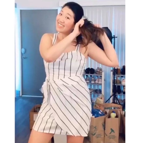 Just One Answer Dresses & Skirts - [LIKE 🆕] Just One Answer: White/Black Dress
